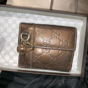 AUTHENTIC Gucci wallet